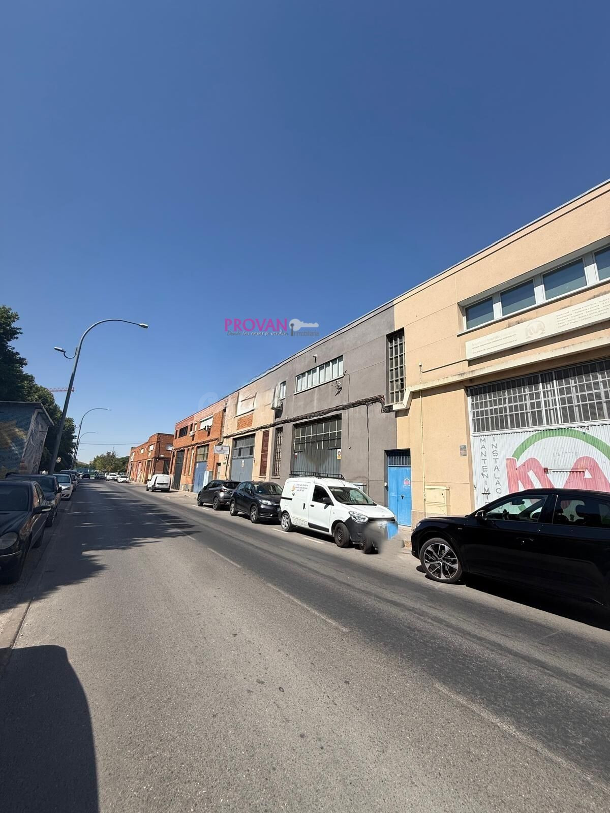 NAVE INDUSTRIAL DE 602 M2  EN TORREJON DE ARDOZ - foto 2