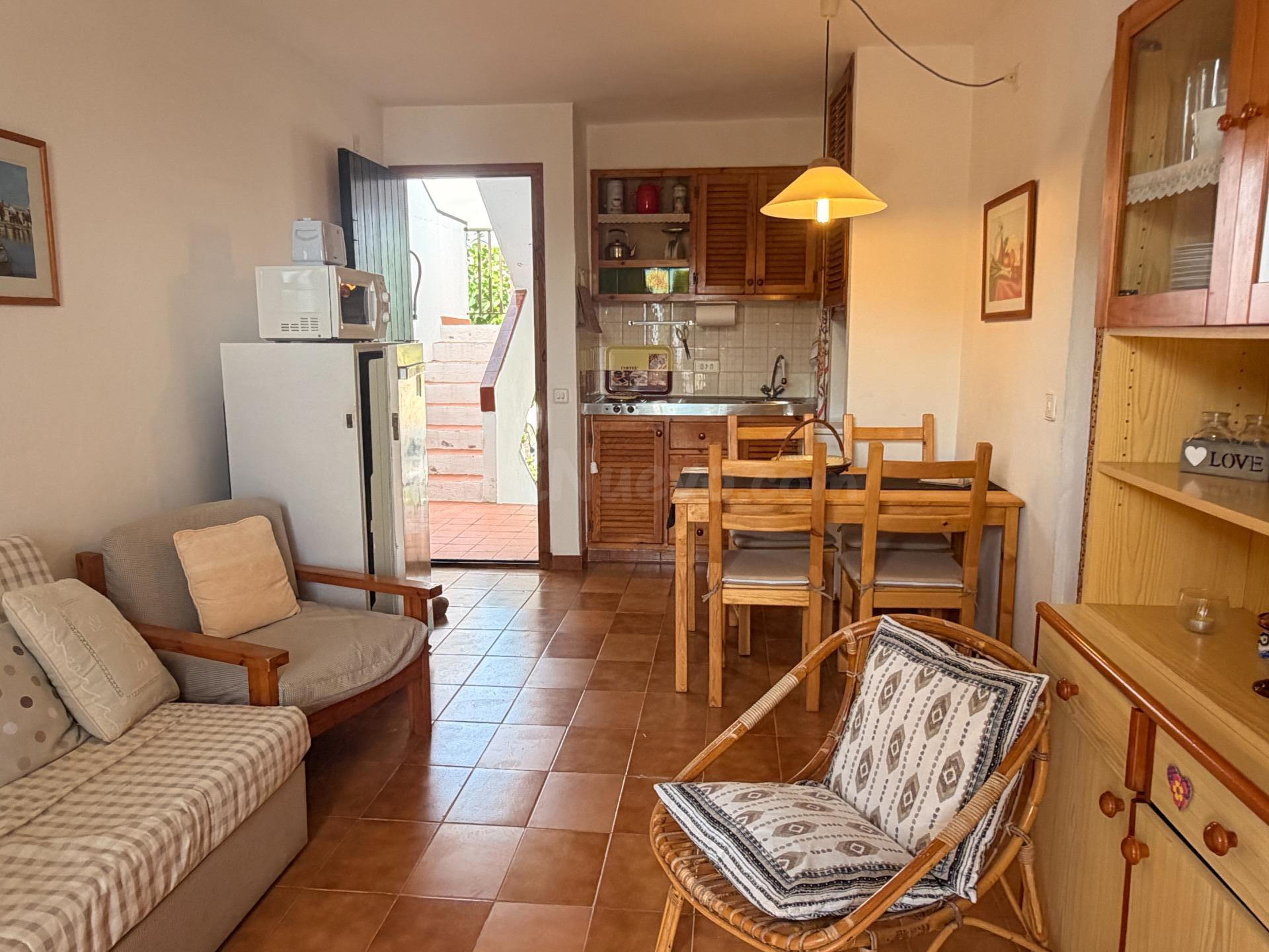 Apartamento con licencia turística en Arenal d'en Castell - foto 4