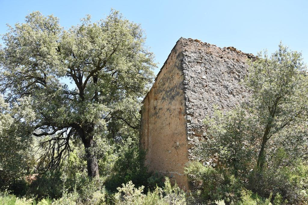 Finca rústica con maset en Valderrobres - foto 2