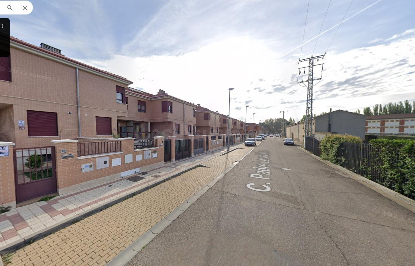 ADOSADO EN PALENCIA.