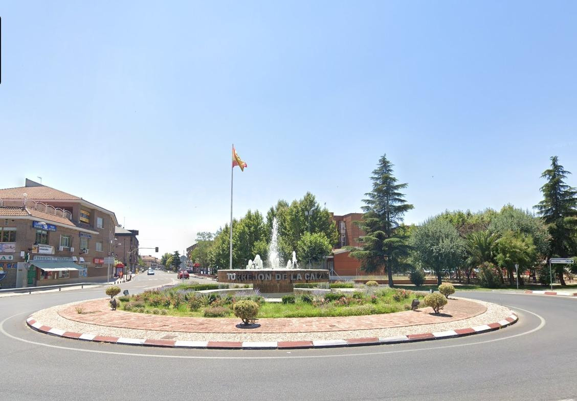 PISO EN TORREJON DE LA CALZADA