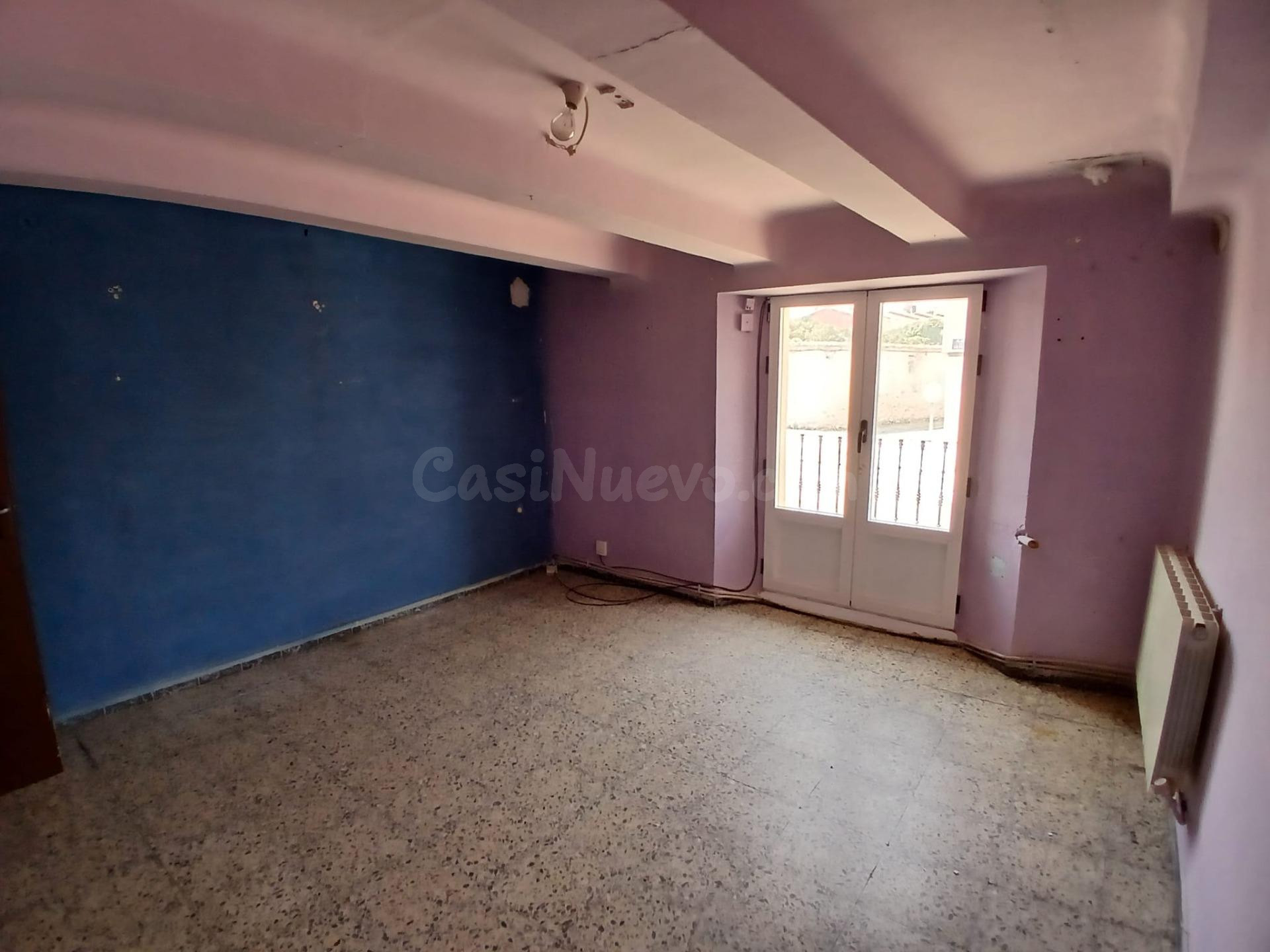 Venta casa en Cuéllar (Segovia). Plaza del Salvador. Para re - foto 3