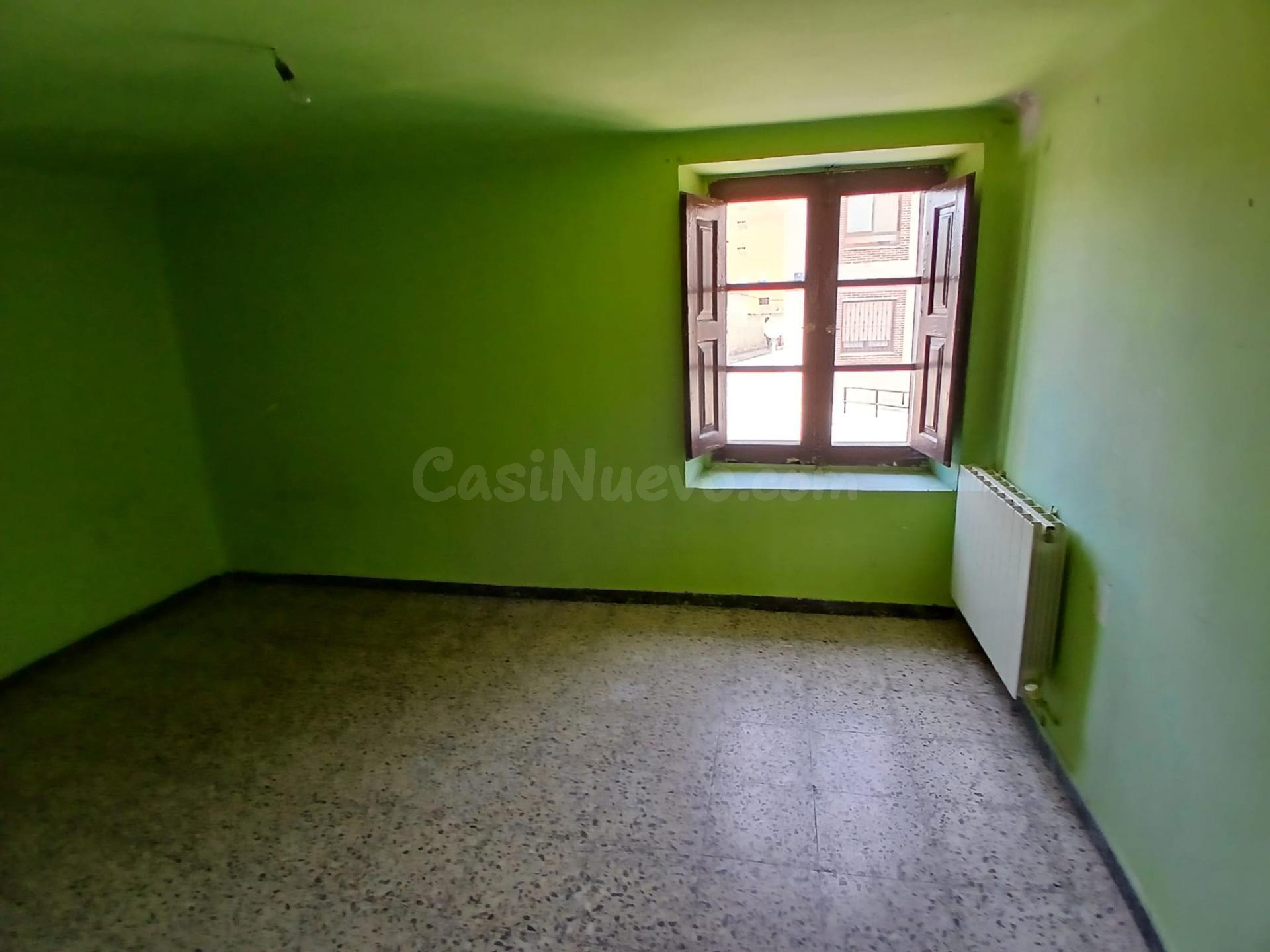 Venta casa en Cuéllar (Segovia). Plaza del Salvador. Para re - foto 5
