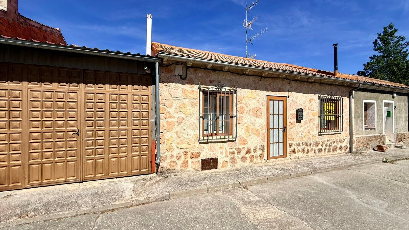 Casa en Venta en Calle Azuela, 4, Zarzuela del Pinar. Ref:20