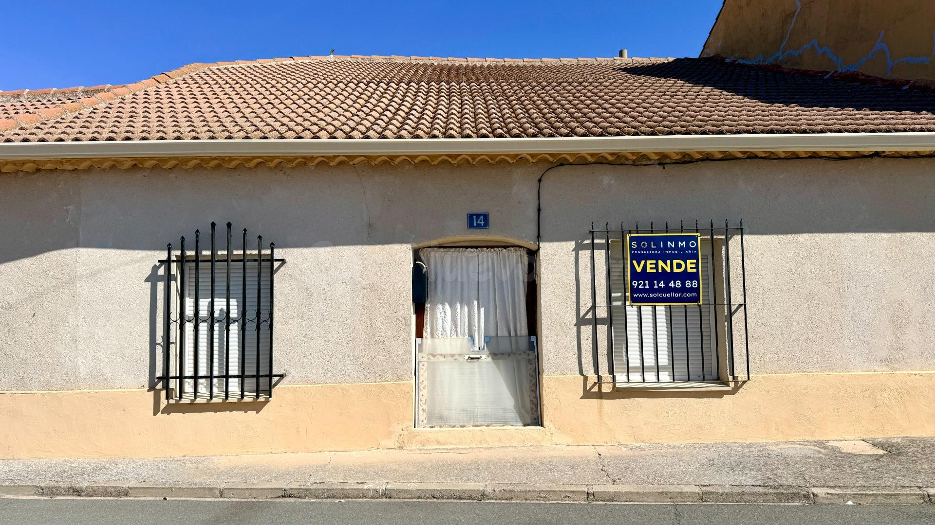 Casa en Venta en Calle Norte, 14. Fresneda de Cuéllar. Ref. 
