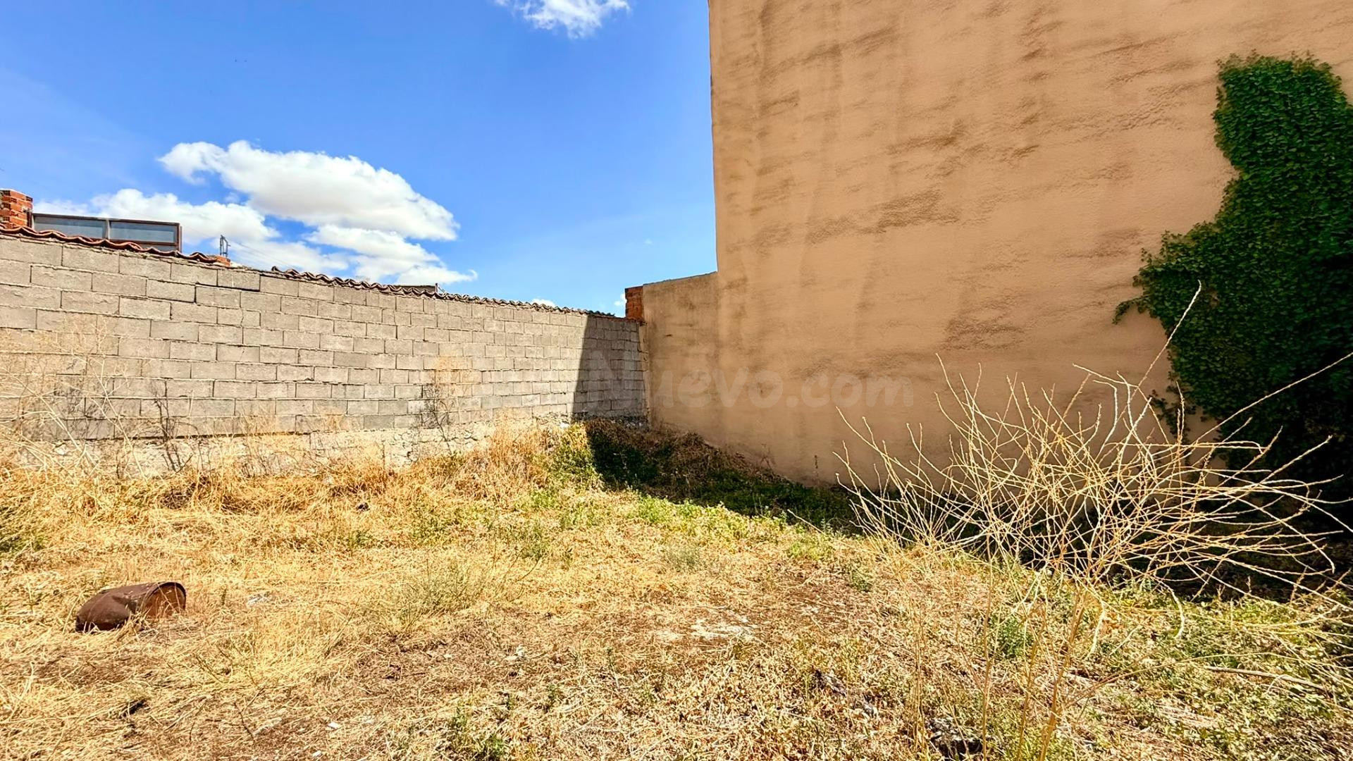 Parcela urbana en Camino Terrero, 49. Cuéllar. - foto 2