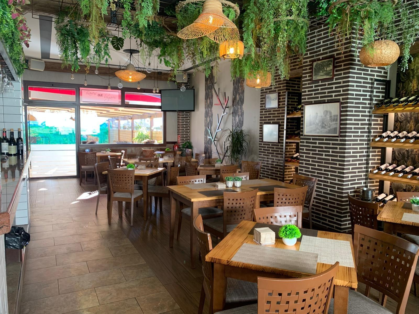 Local comercial 106m² en alquiler - Villalba Estación