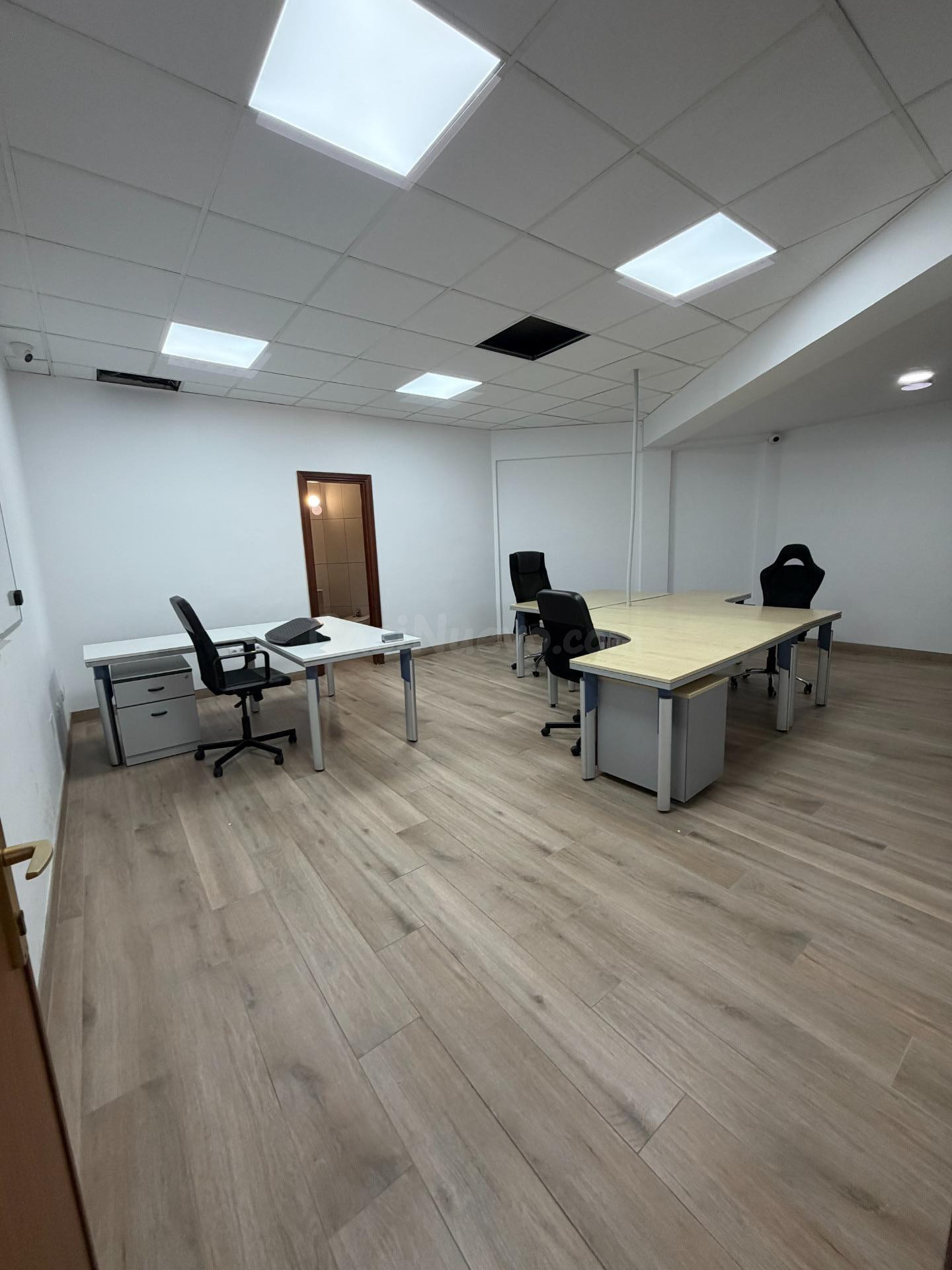 Oficina 60m² en alquiler - La Garita - Marpequeña