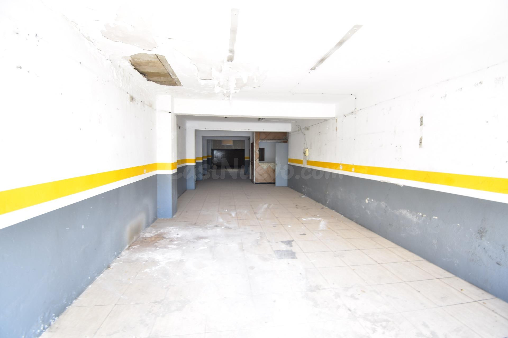 ¡Se vende local comercial de 160 en Camp Redó! ✨