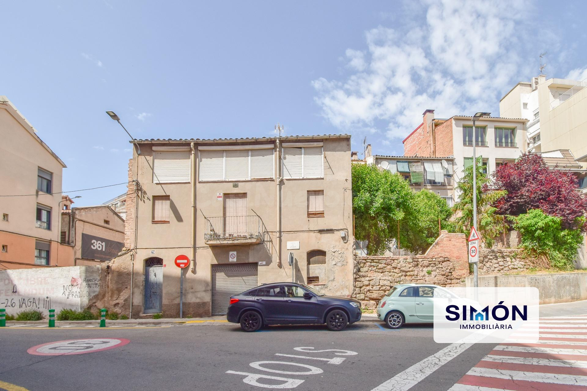 Parcela urbana en venta en el centro de Manresa de 95 m2 con - foto 5
