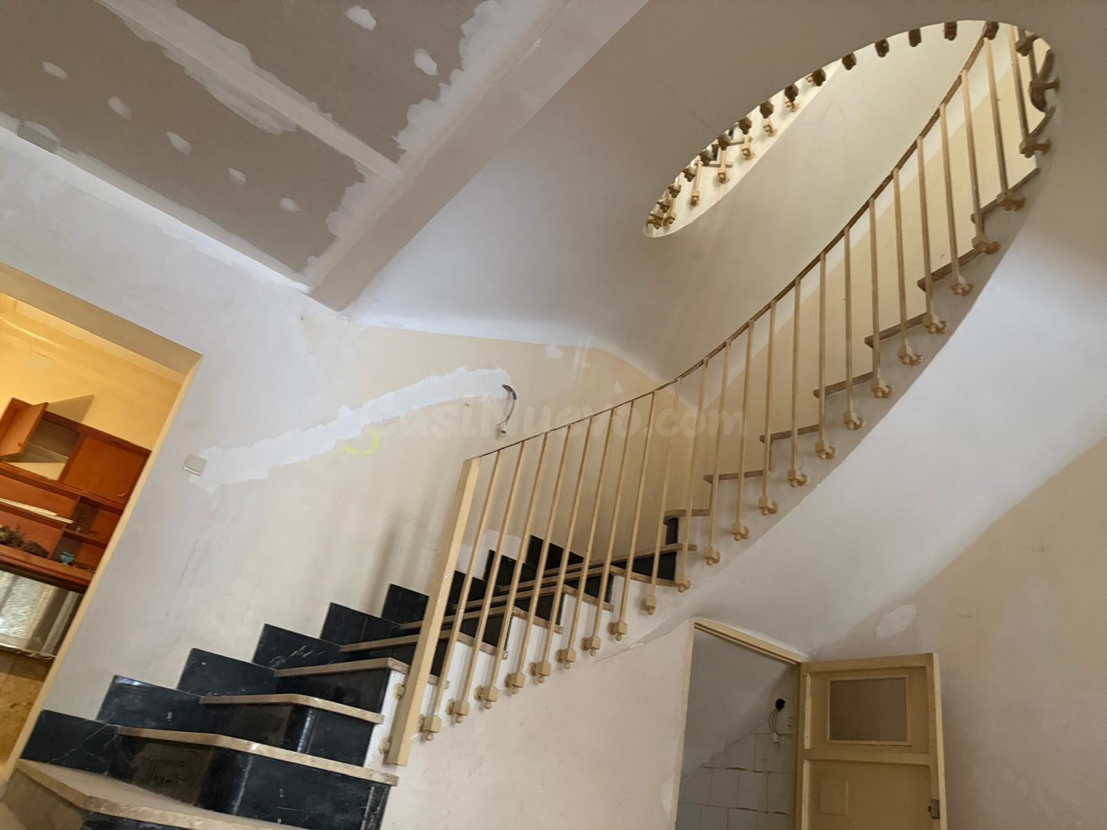 Casa 8 habitaciones 520m² en venta - ABARÁN