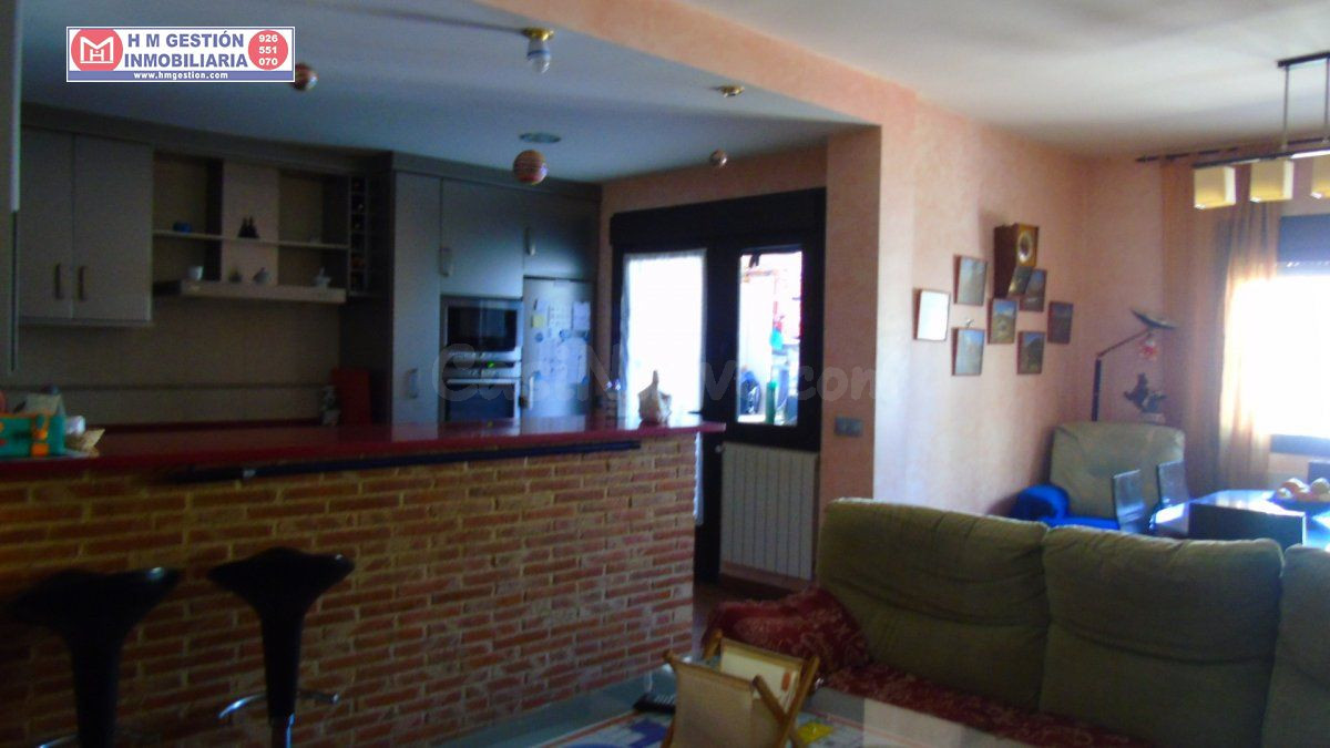 EXCELENTE CASA DE NUEVA construcción QUE CUENTA  CON DORMITO - foto 2