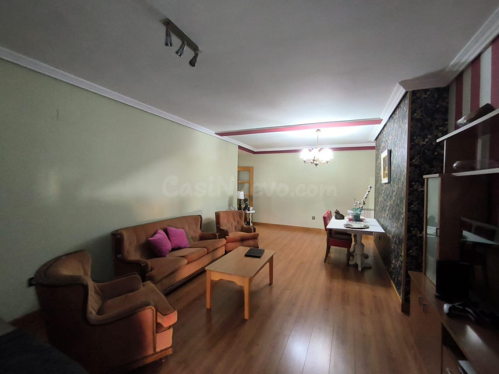 Acogedor Piso en el Corazón de Ocaña - Ideal para Familias - foto 2