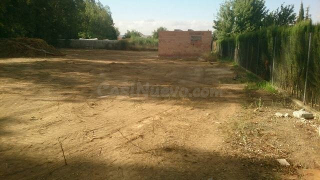 CUEVAS BAJAS - PARCELA DE 2.300 M2 CON PEQUEÑA construcción 