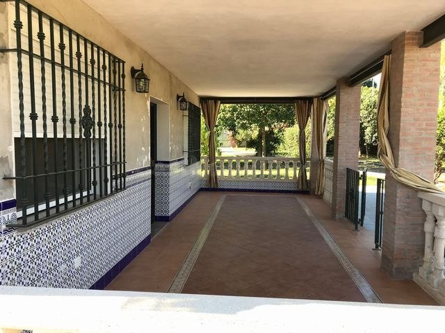 ZONA CUEVAS BAJAS  - PARCELA DE 3.000M2 CON 2 CASAS Y PISCIN - foto 3