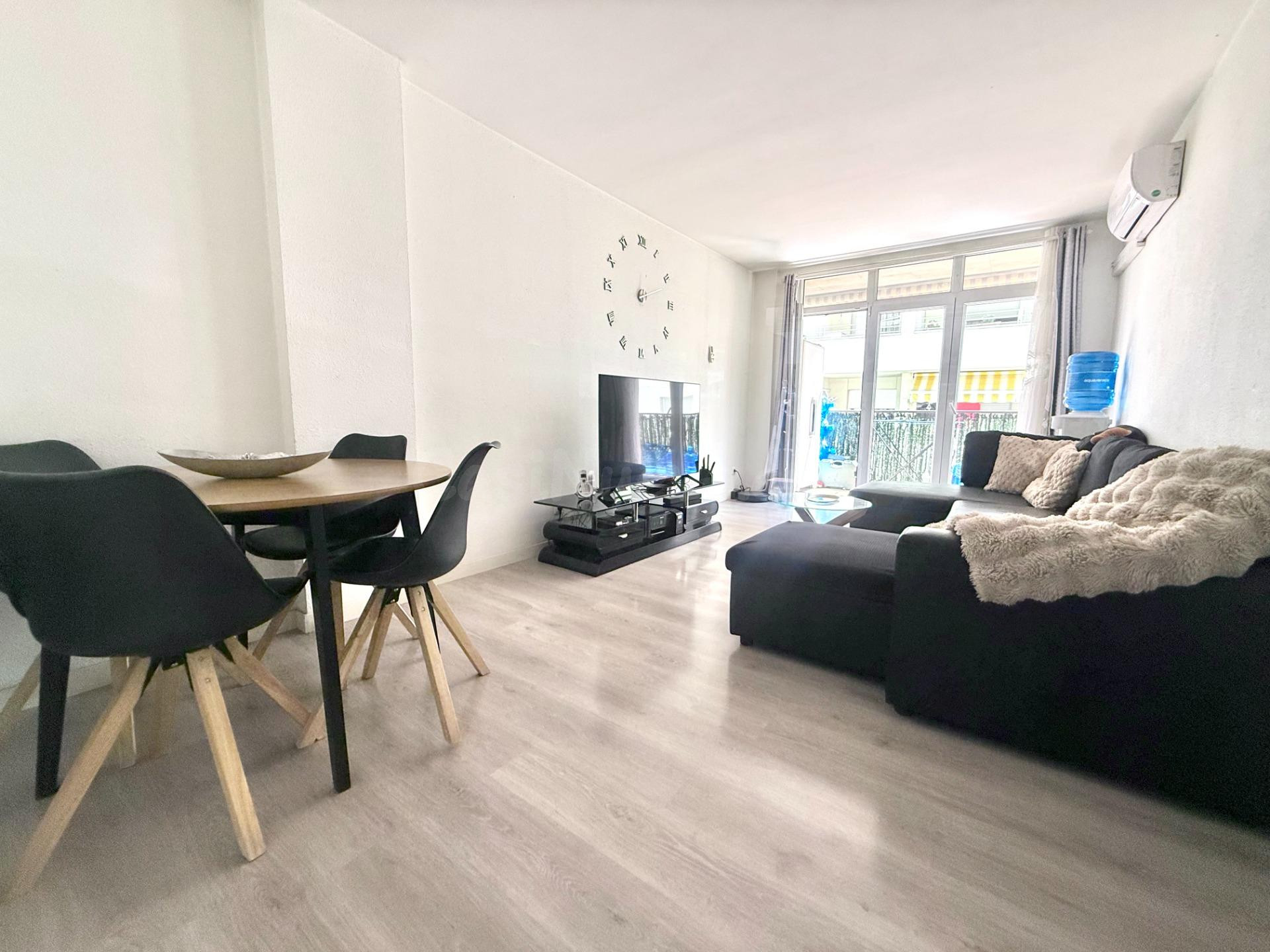 Figueres | Luminoso piso de 3 habitaciones en L'Eixample, listo para entrar a vivir