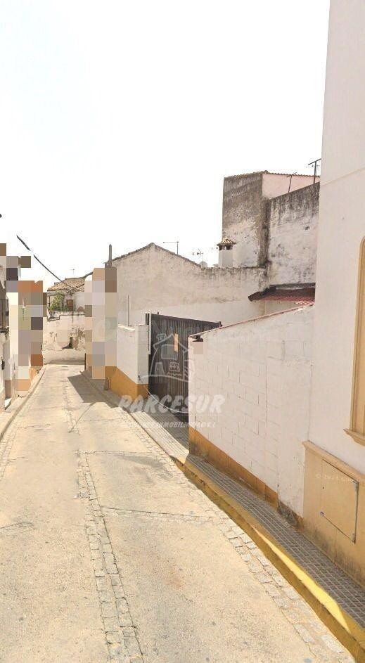 En Almodóvar del Río, Solar de 180m2 aprox. con luz y agua. - foto 4