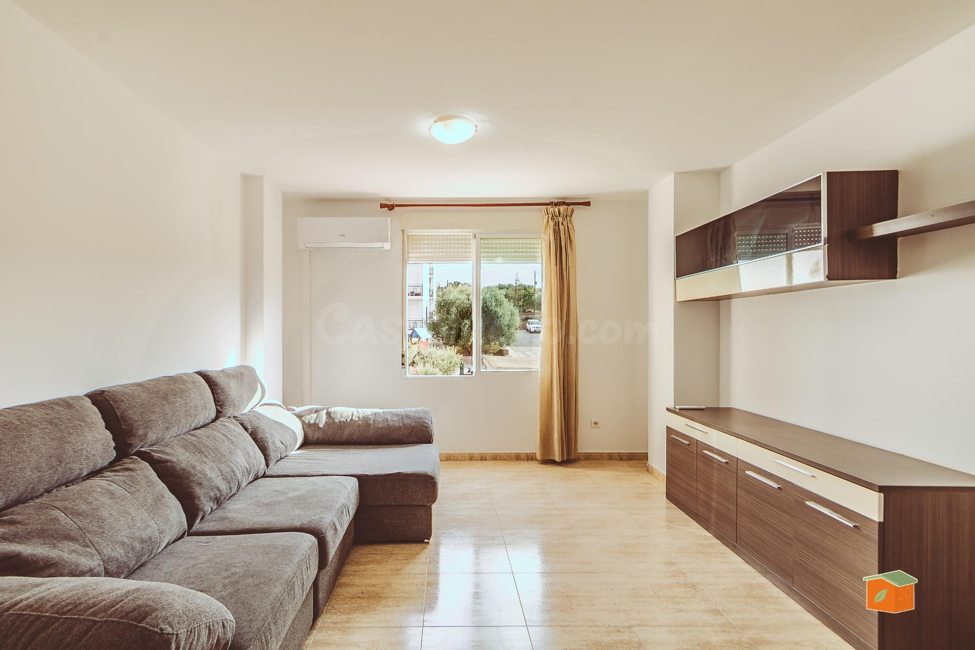 ACOGEDOR PISO EN VENTA EN LA SÉNIA (TARRAGONA)