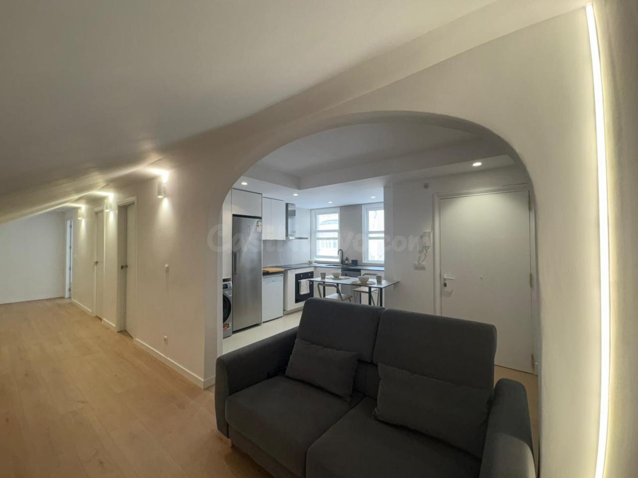 Venta de piso en Ferrol, calle Real - foto 2