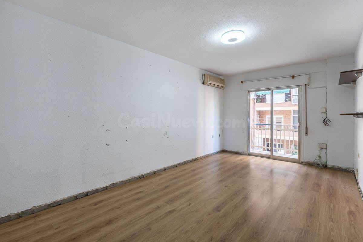 Piso de 3 dormitorios con terraza en plena zona Fontiveros