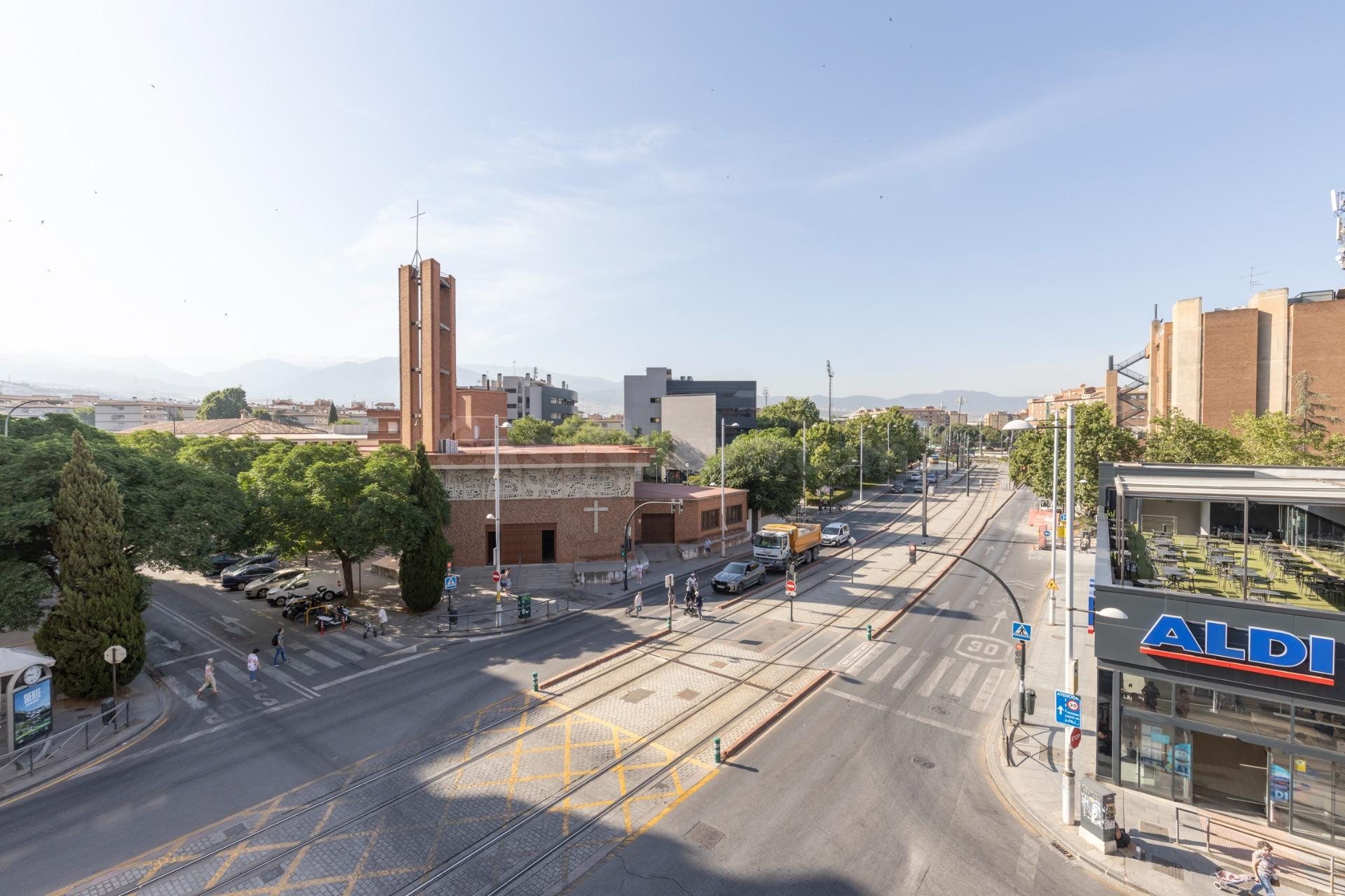 Fantástico piso en calle Palencia