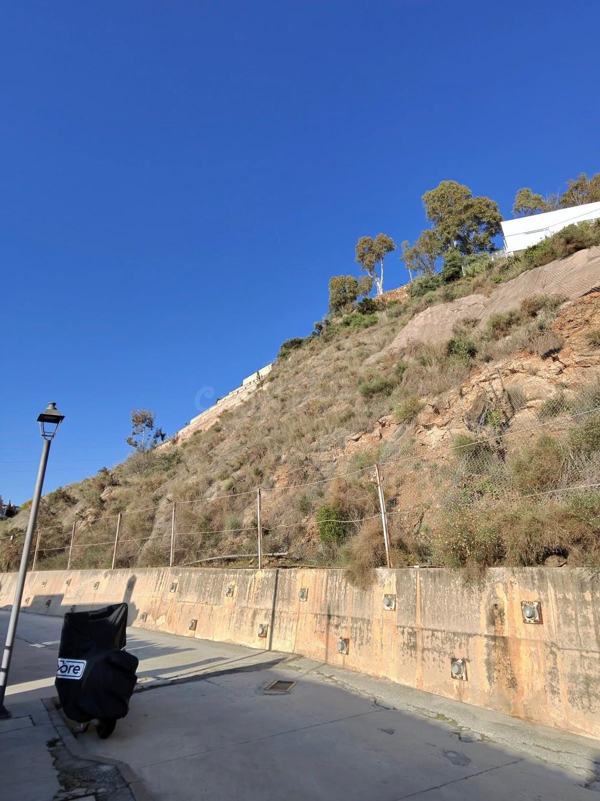 Exclusivas parcelas urbanas con vistas al mar en Rincón de la Victoria