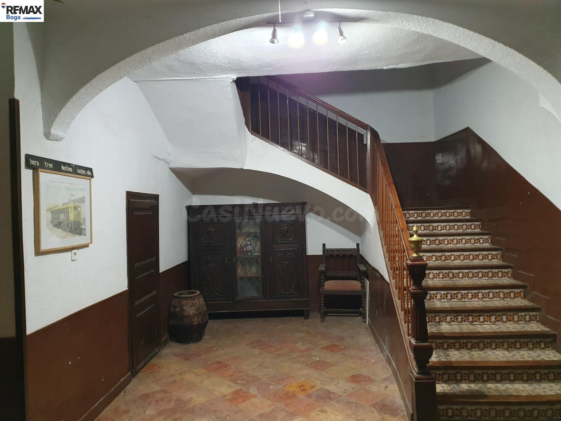 Amplia casa en sitio privilegiado. - foto 2