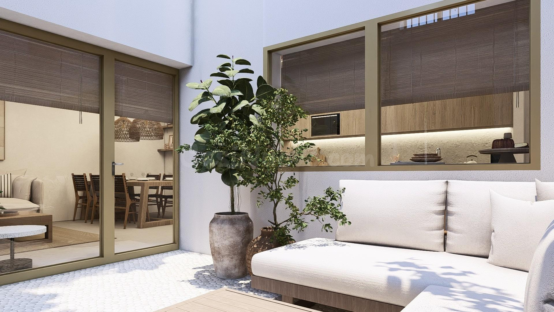 Vivienda nueva con acogedor patio en el bello casco histórico de Estepona