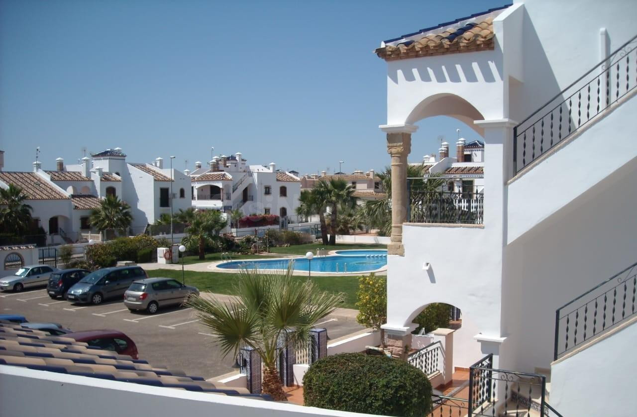Duplex encantador en Villamartin a 3 min distancia del Golf