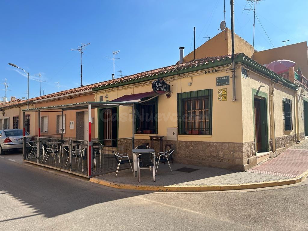 NEGOCIO DE HOSTELERIA CON VIVIENDA INCLUIDA