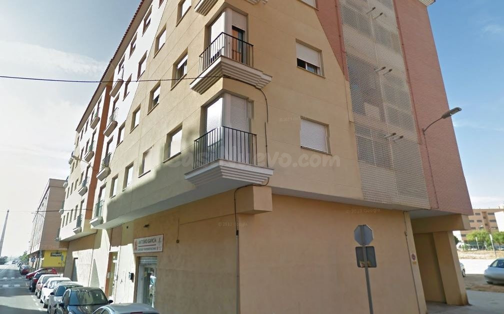 PLAZA DE GARAJE EN LA CALLE HELLIN