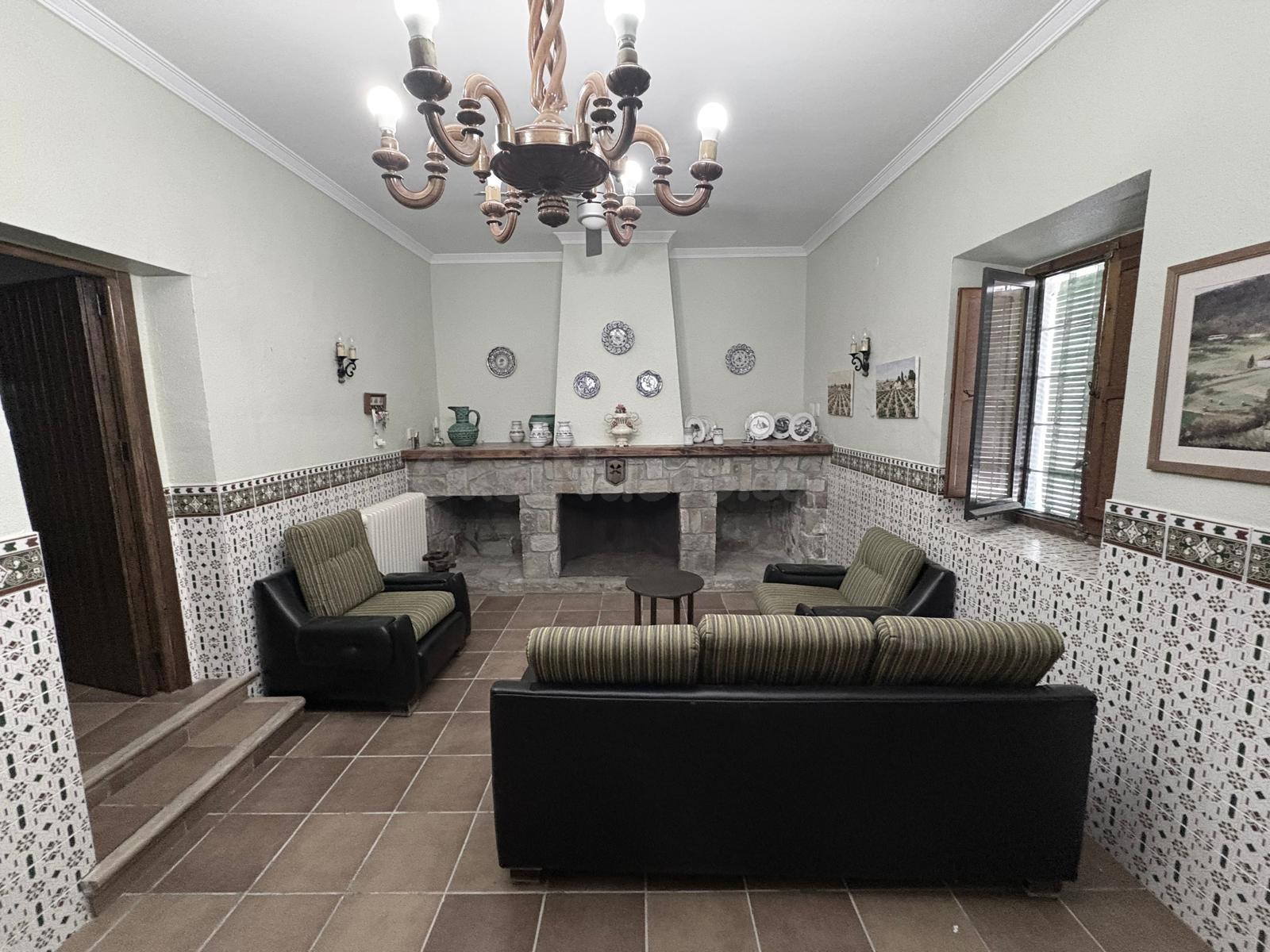 CASA DE 480M2 EN SAN BENITO - foto 3