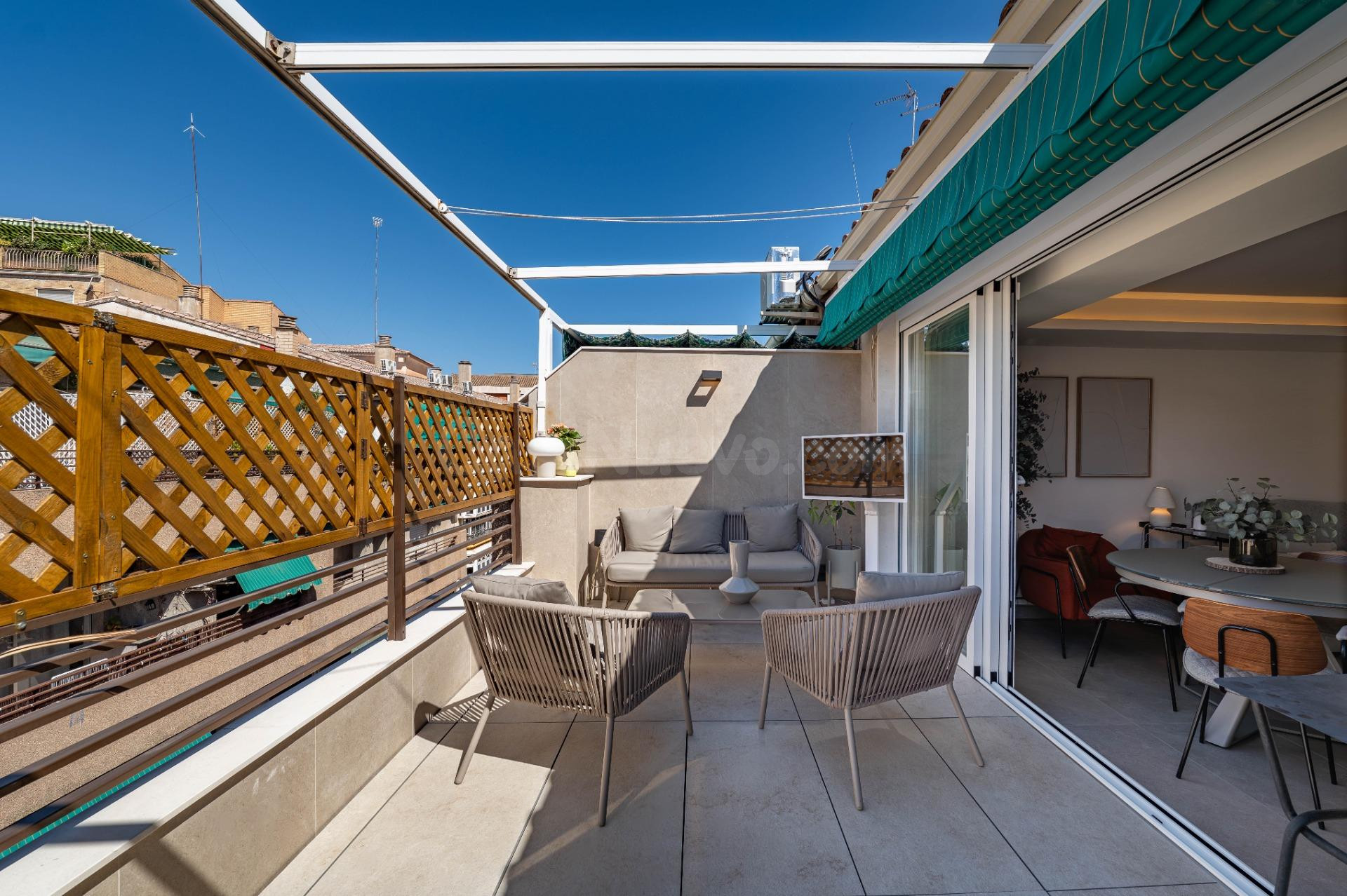 Impresionante Vivienda de Lujo con Diseño Moderno y Comodidades Exclusivas