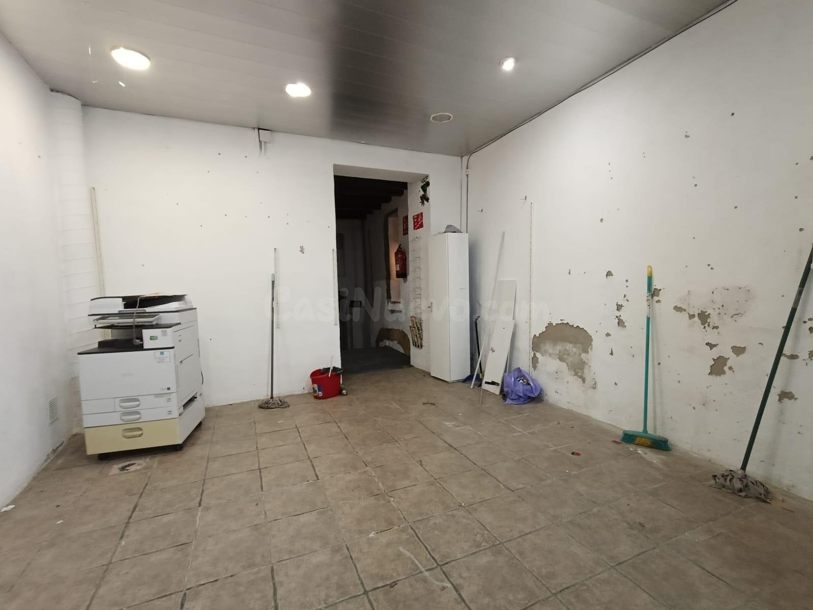 Local comercial en alquiler en Vilafranca del Penedès - foto 2