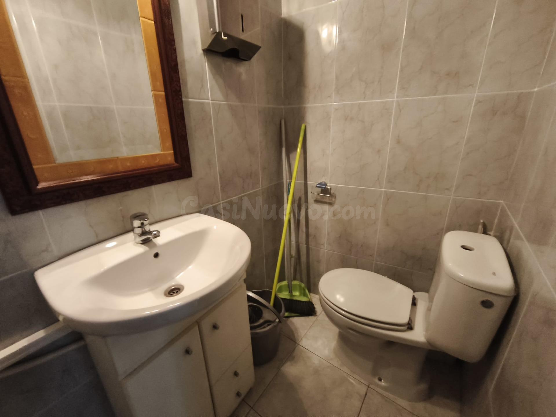 Local comercial 60m² en alquiler - Poble nou - foto 4