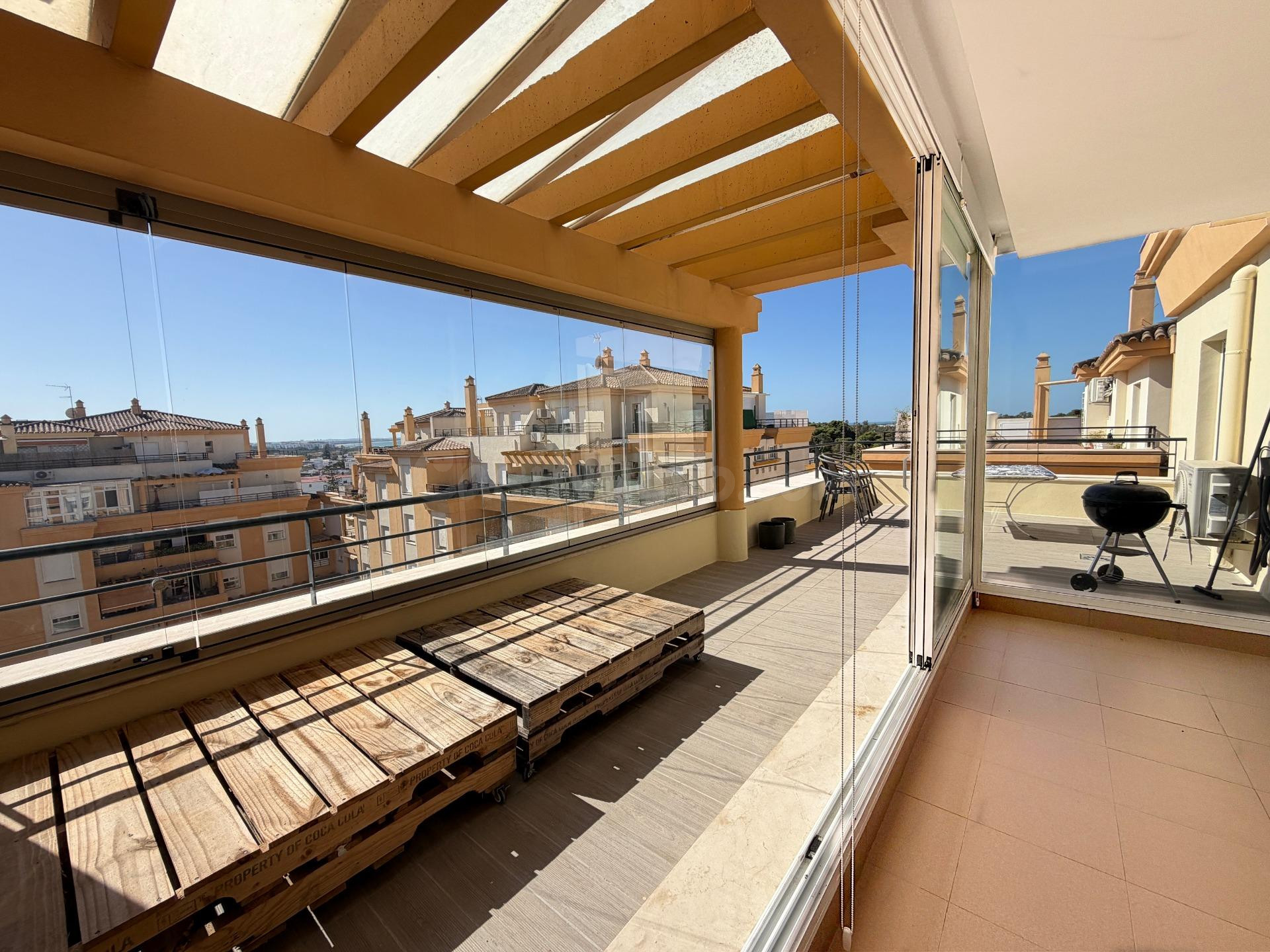 ESPECTACULAR ÁTICO CON VISTAS PARA LARGA TEMPORADA - foto 5