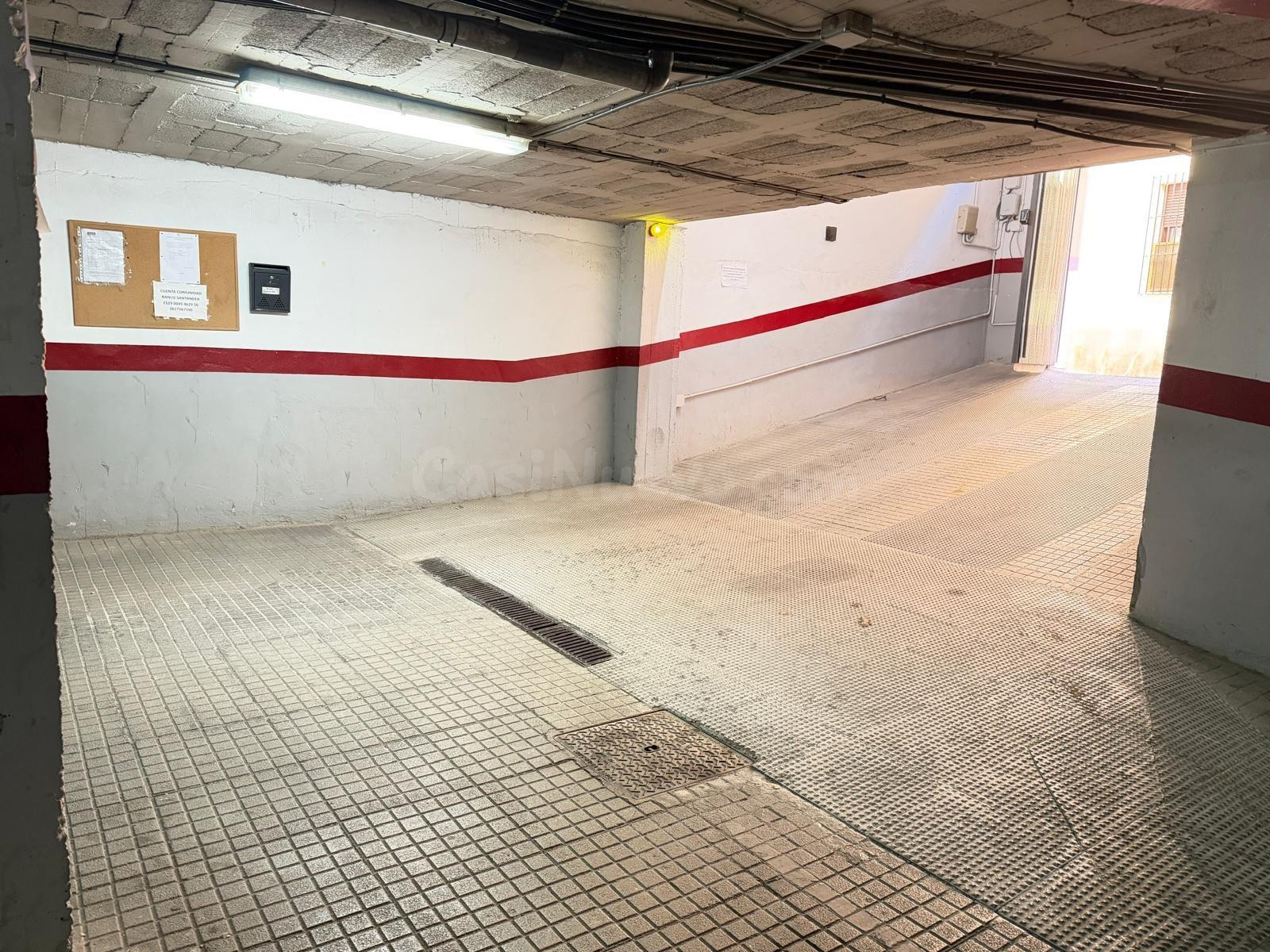 GARAJE CENTRICO BUSCA PROPIETARIO¡¡¡¡ - foto 2
