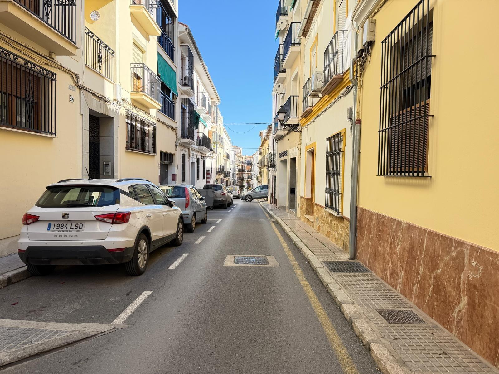 GARAJE CENTRICO BUSCA PROPIETARIO¡¡¡¡ - foto 3