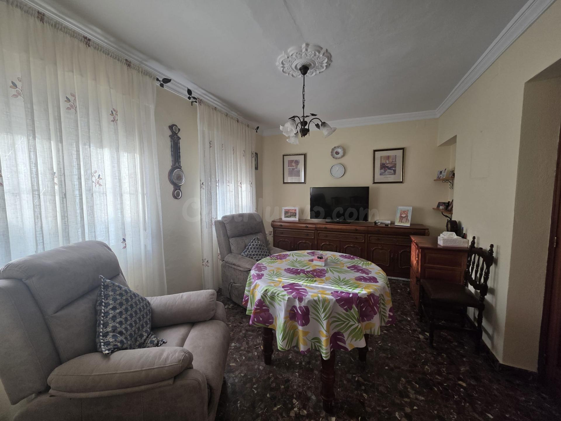 PISO BAJO EN ZONA BARRIO GIRON BUSCA PROPIETARIO¡¡¡¡¡¡¡¡¡¡¡¡ - foto 2