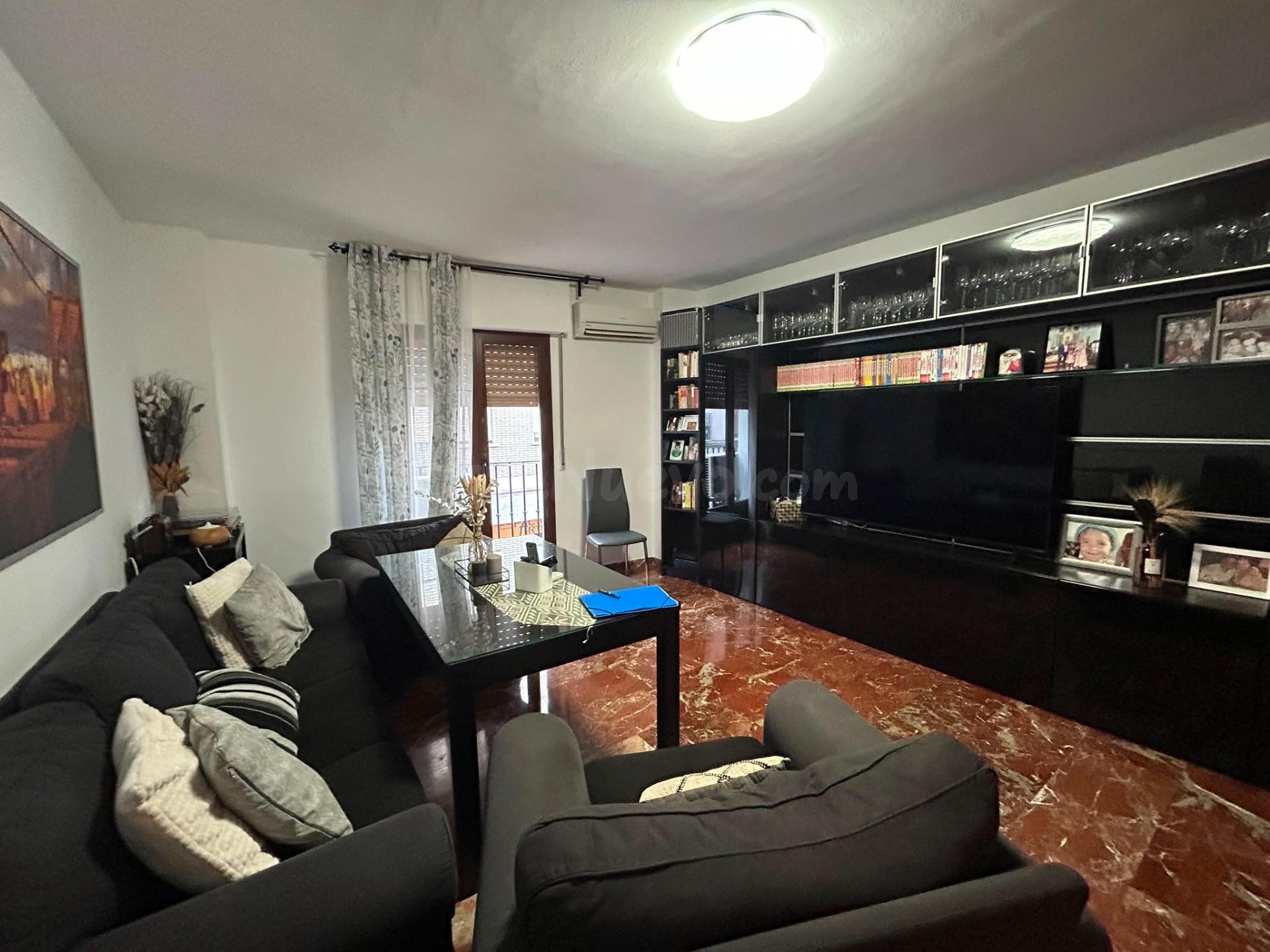 PISO MUY BIEN SITUADO BUSCA PROPIETARIO¡¡¡¡¡ - foto 4