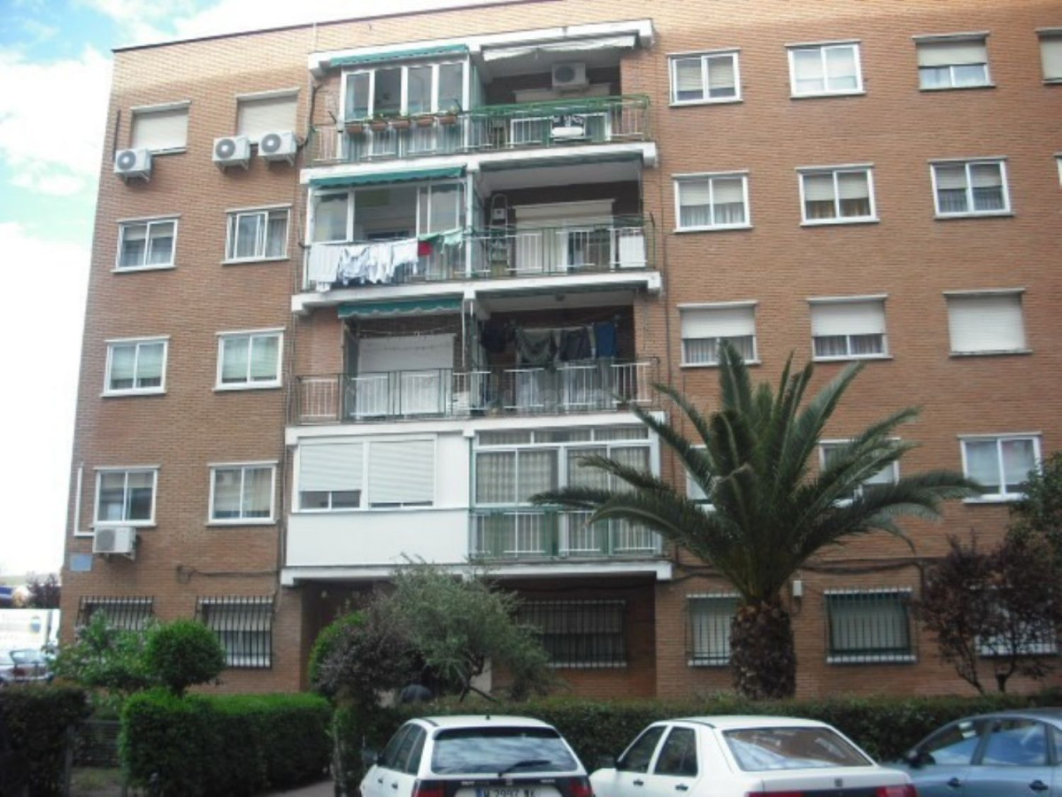 Vivivienda en Alquier Calle Licenciado Madrid. Alcalá de Henares