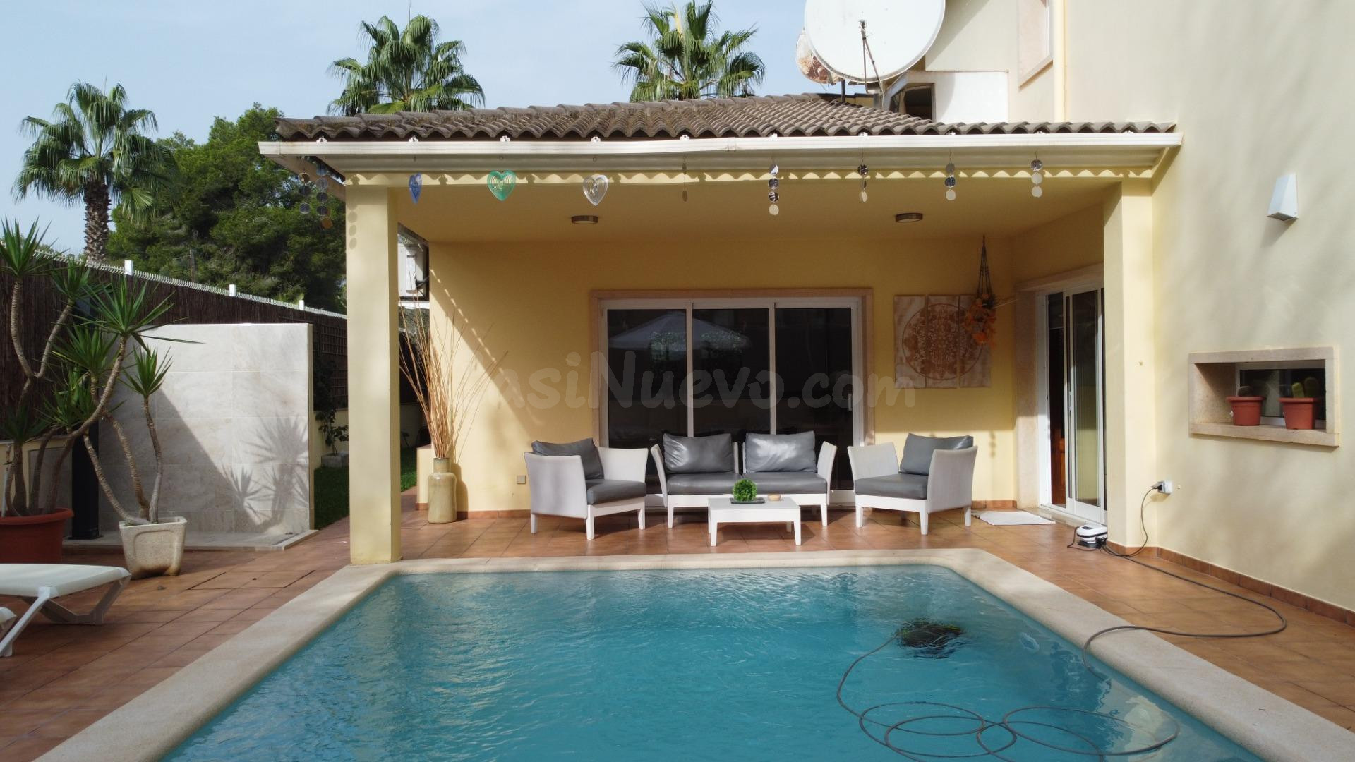 CHALET CON LICENCIA DE ALQUILER VACACIONAL - foto 2