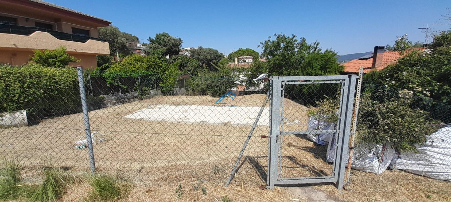 PARCELA EN VENTA EN CAN CLARAMUNT, PIERA - foto 4