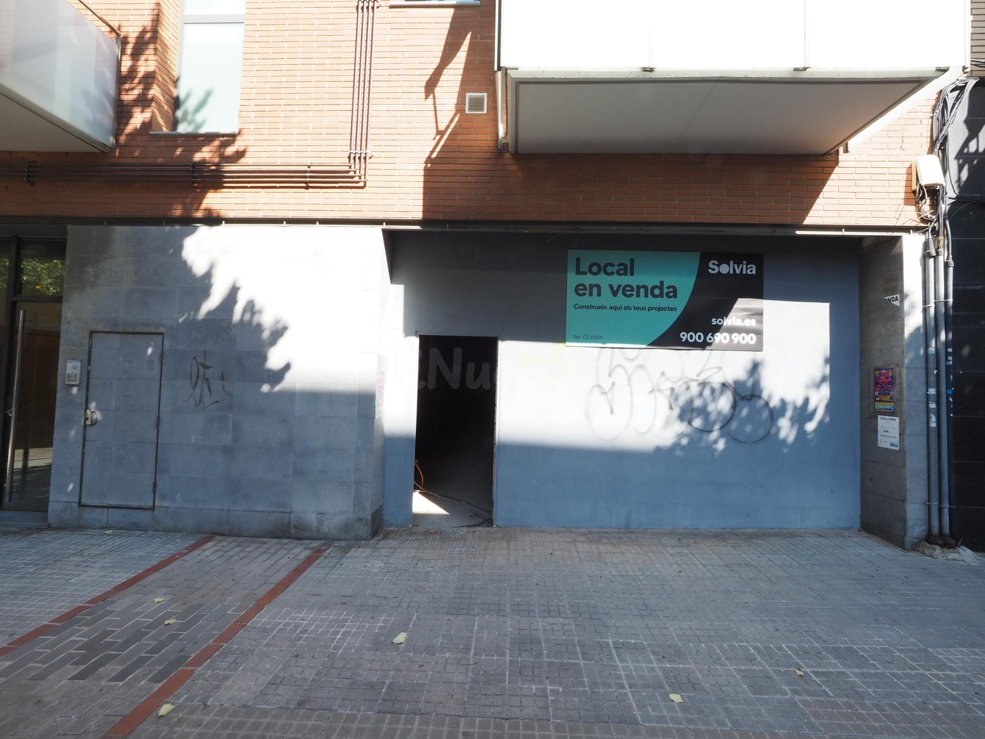 SE VENDE LOCAL COMERCIAL EN CERDANYOLA DEL VALLES, ZONA FONTANETES