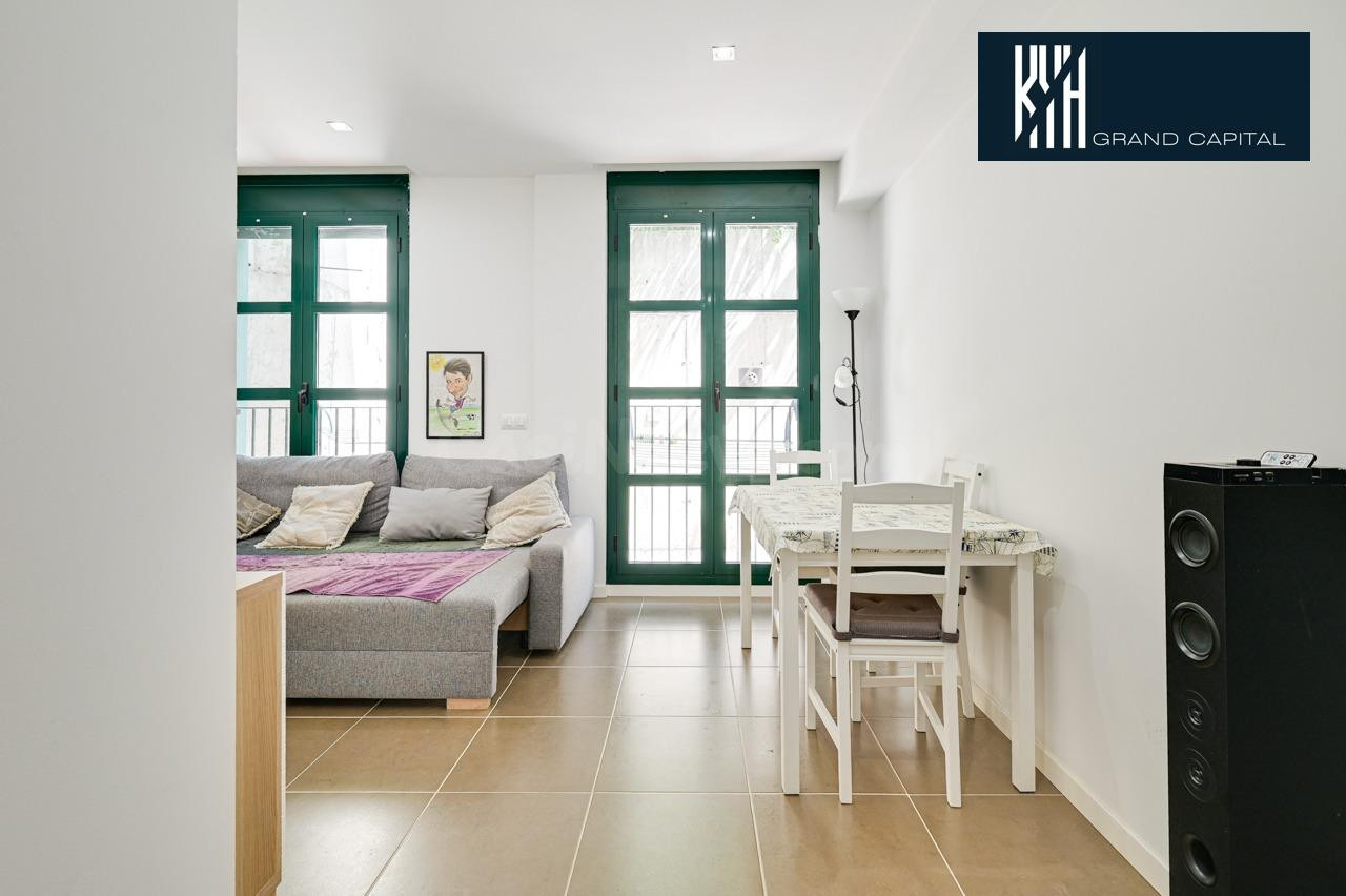 Piso en venta en Calle Illes - foto 3