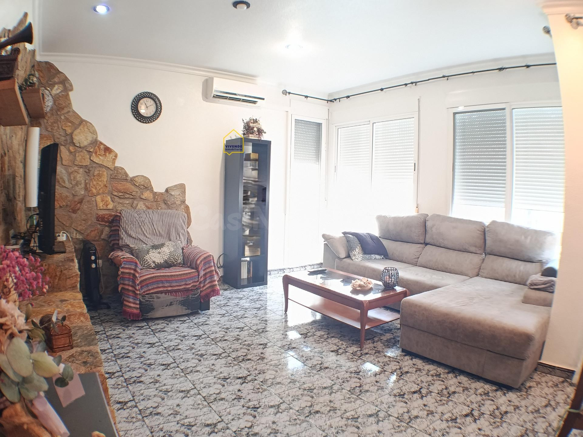 Casa de 4 habitaciones y terraza, a la venta en Virgen de la - foto 4