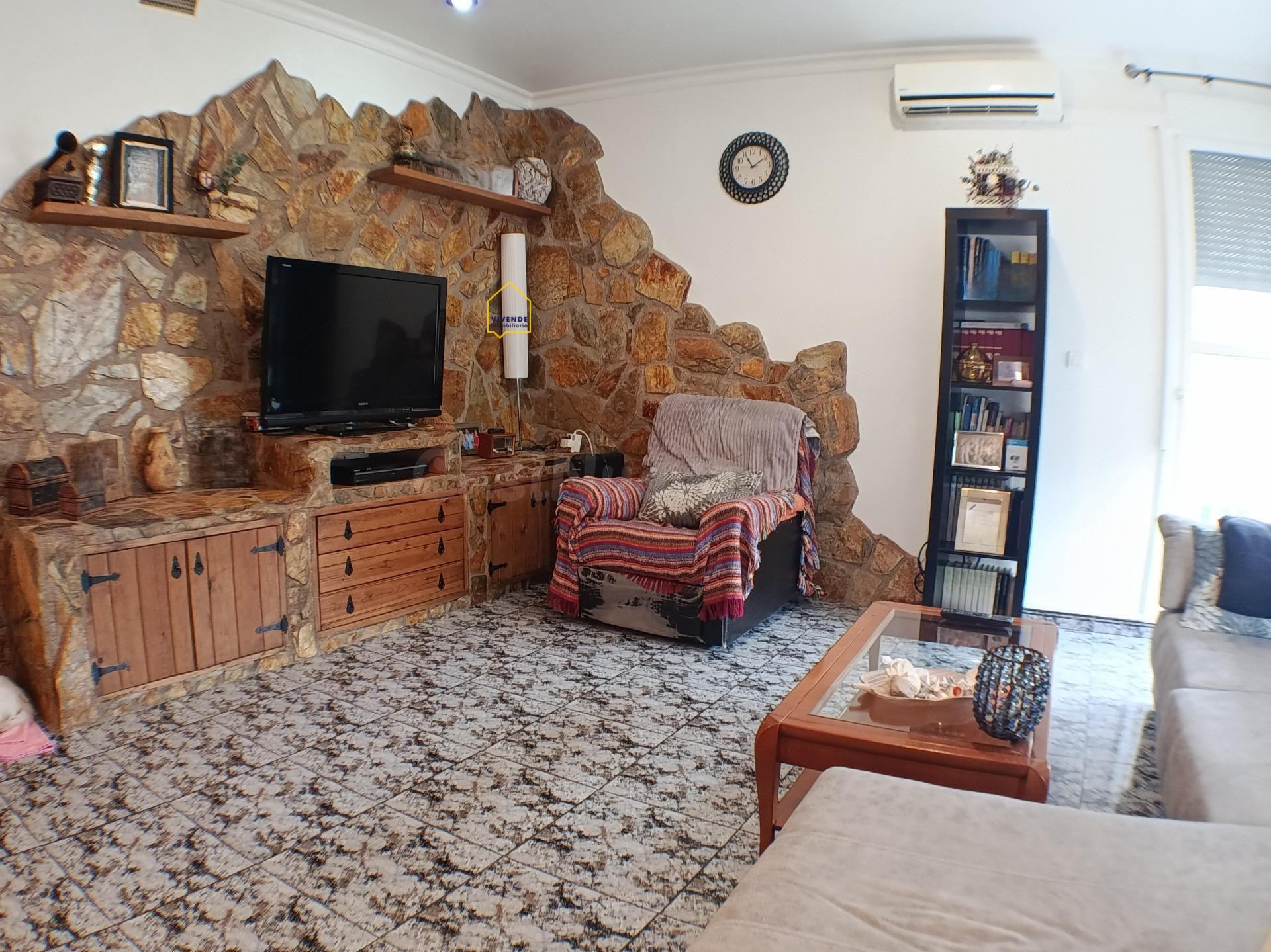 Casa de 4 habitaciones y terraza, a la venta en Virgen de la - foto 5