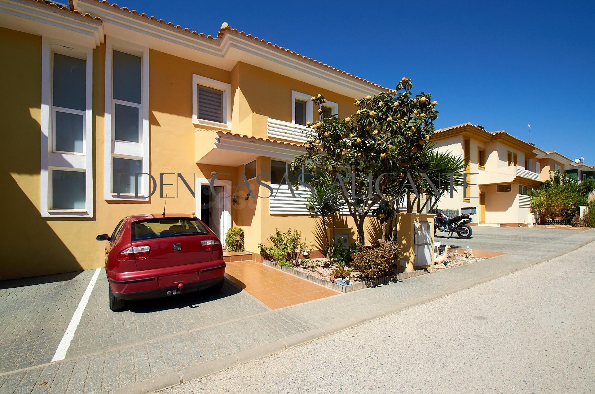 REF: 01525 ADOSADO BONALBA GOLF