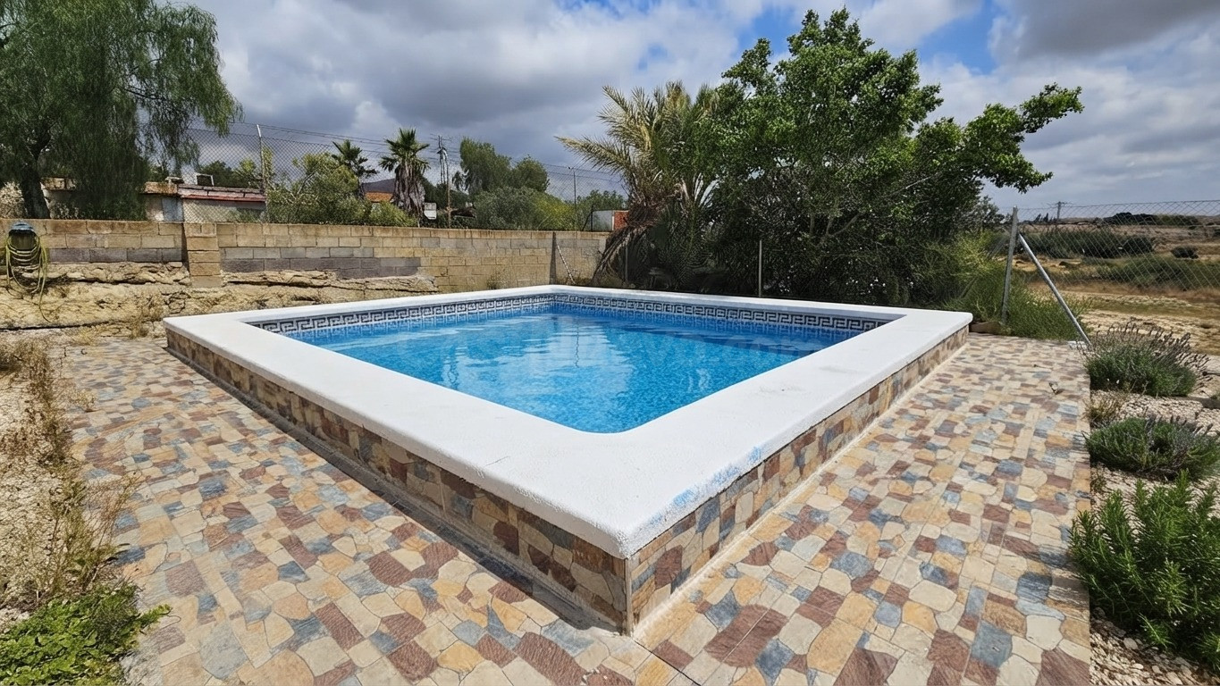 SE VENDE TERRENO URBANO CON VIVIENDA EN EL REBOLLEDO (ALICAN - foto 3