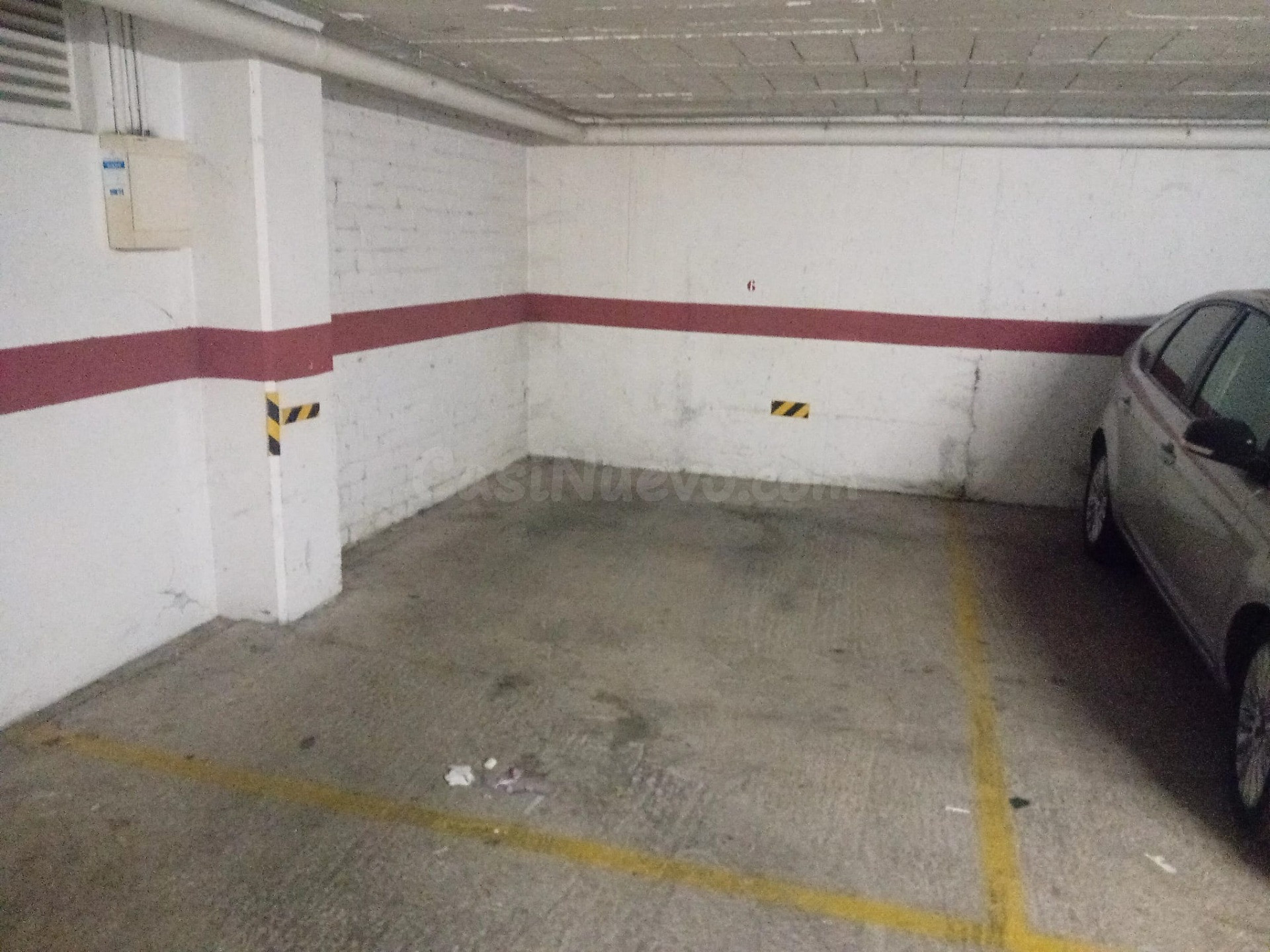 PLAZA  AMPLIA DE PARKING